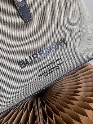Burberry Bags Pocket Re-Nylon 30x14x38cm yz