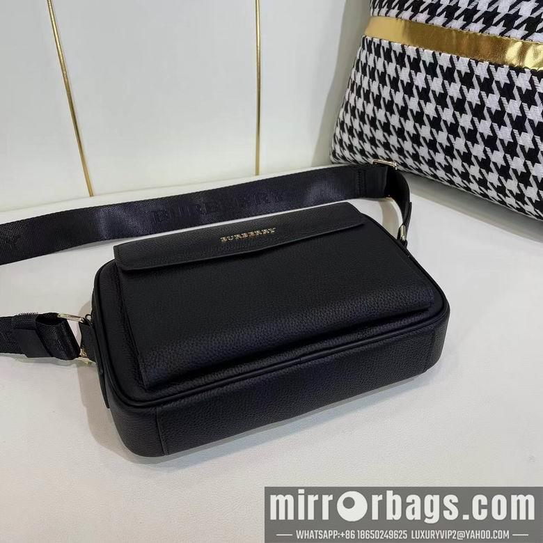 Burberry Bags 66639-3 26X17X6cm WP