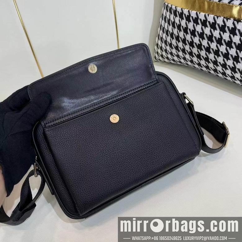 Burberry Bags 66639-3 26X17X6cm WP