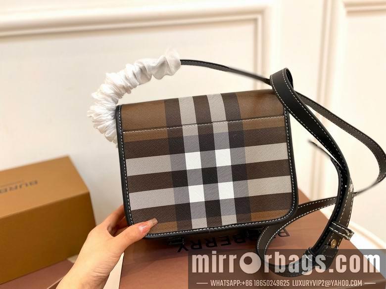 Burberry Bags 22X19cm 061902 WP 2colour