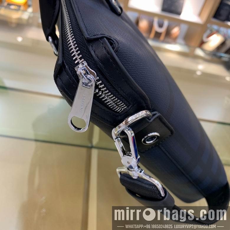 Burberry Bags 6879-1 38X5X28cm WP-1