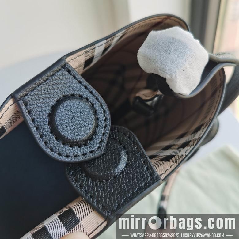 Burberry Bags 1531 18.5X23X15cm IQ 5