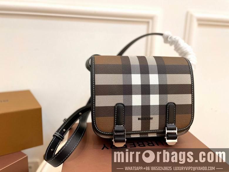 Burberry Bags 22X19cm 061902 WP 2colour