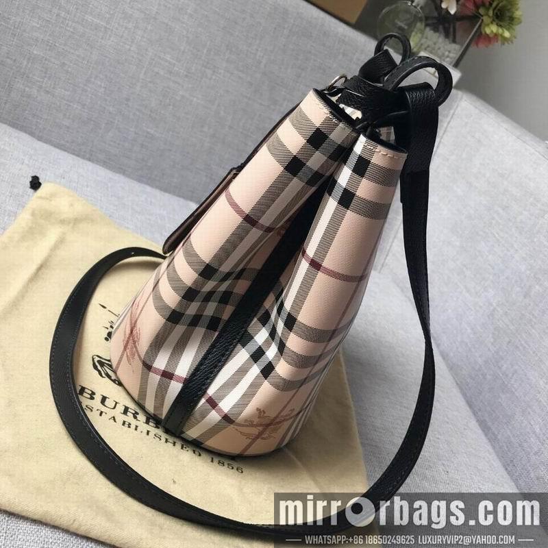 Burberry Bags SH-1581 black
