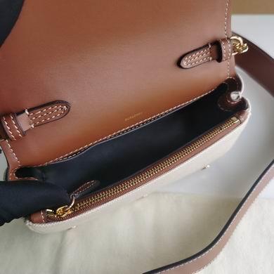 Burberry Bags 18X8X12cm 071402 XM