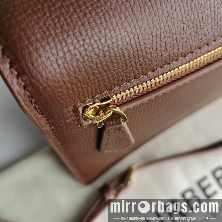 Burberry Bags 8251 24x4x17.5cm HQ 3