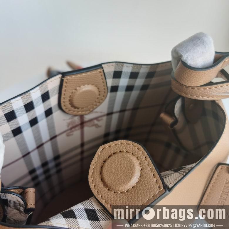 Burberry Bags 1531 18.5X23X15cm IQ 6