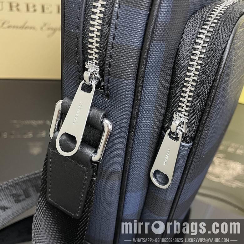Burberry Bags 6858-5 19X6X23cm WP