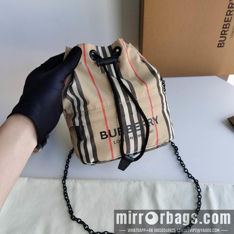 Burberry Bags Burberry 16x20x10cm HQ 1