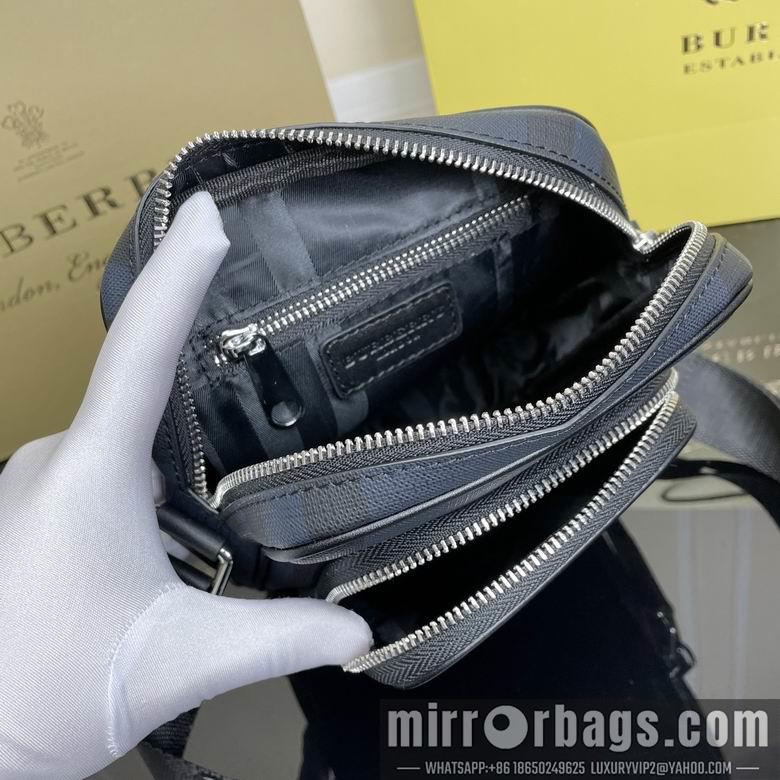 Burberry Bags 6858-5 19X6X23cm WP