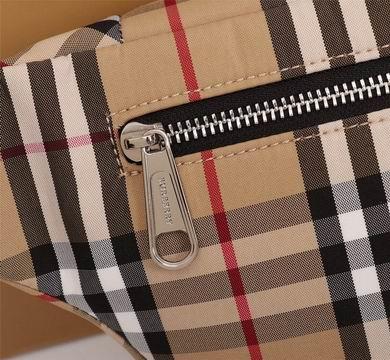 Burberry Bags 80104301 19X13X5cm WP