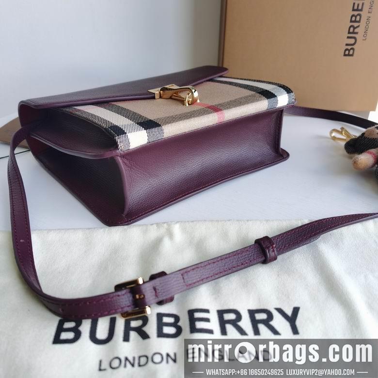 Burberry Bags 8251 24x4x17.5cm HQ 4