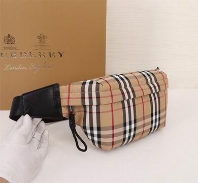 Burberry Bags 80104301 19X13X5cm WP