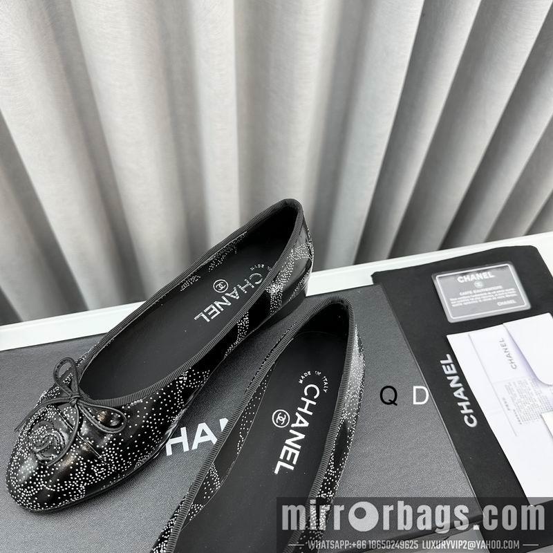 Chanel Shoes colour sz35-40 GDT1012