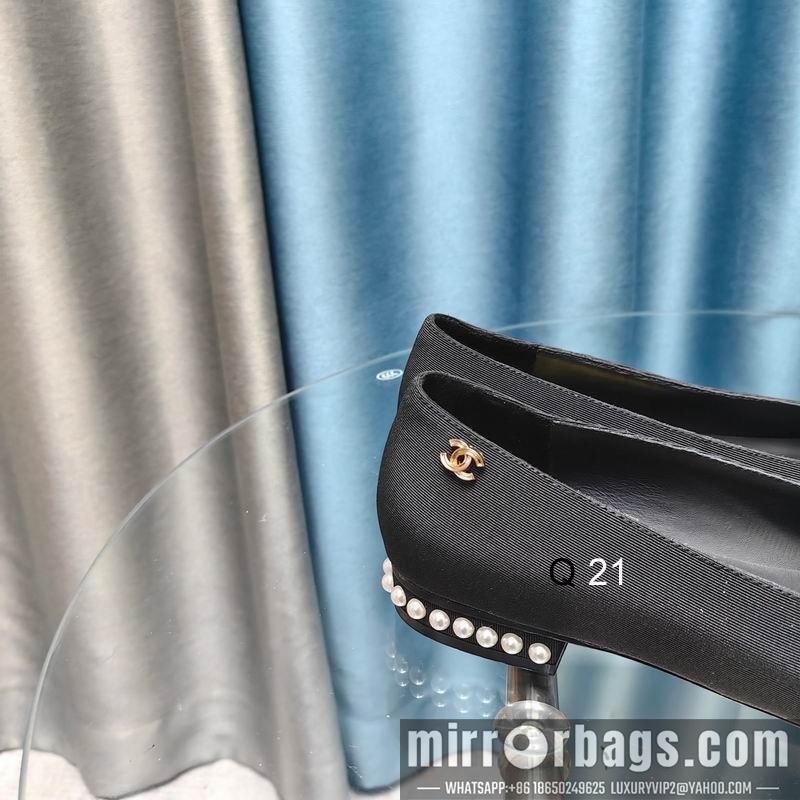 Chanel Shoes Chanel sz35-40 4C YS1009