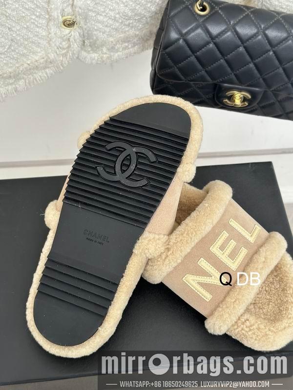 Chanel Shoes sz35-40 4C DB1012