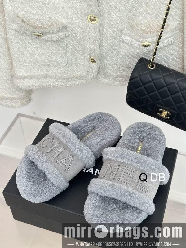 Chanel Shoes sz35-40 4C DB1012