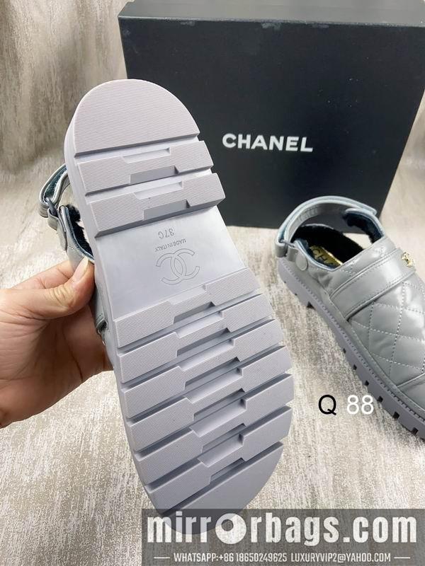 Chanel Shoes sz35-40 4C K1201