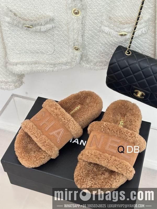 Chanel Shoes sz35-40 4C DB1012