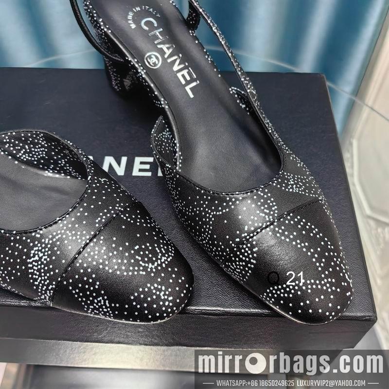 Chanel Shoes colour sz35-40 YS0107
