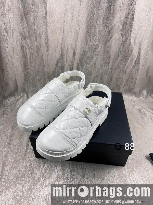 Chanel Shoes sz35-40 4C K1201