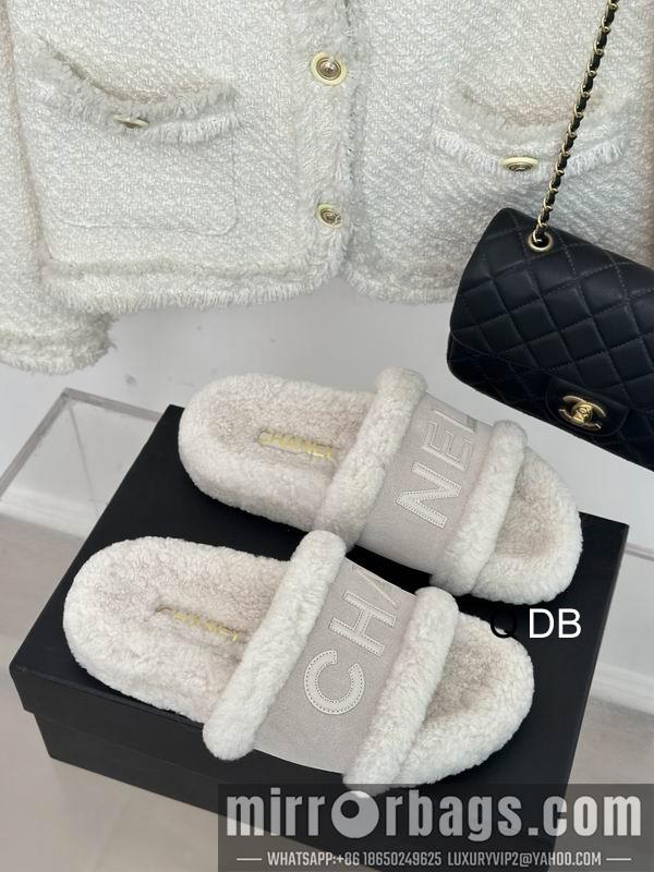 Chanel Shoes sz35-40 4C DB1012