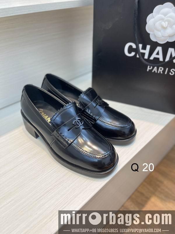 Chanel Shoes sz35-40 4C XX0902
