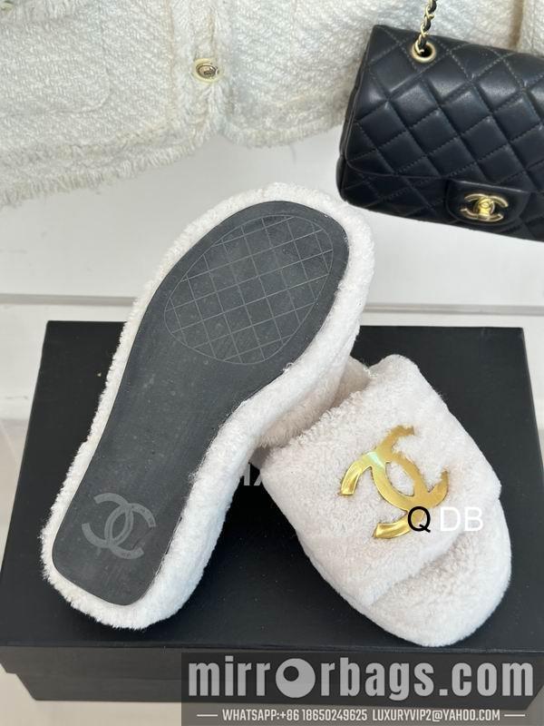 Chanel Shoes sz35-40 4C LL1010