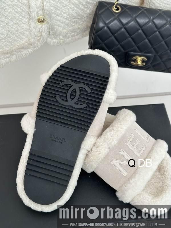 Chanel Shoes sz35-40 4C DB1012