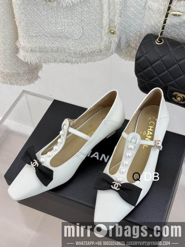 Chanel Shoes sz35-40 DB1211