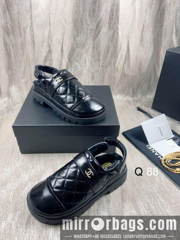 Chanel Shoes sz35-40 4C K1201