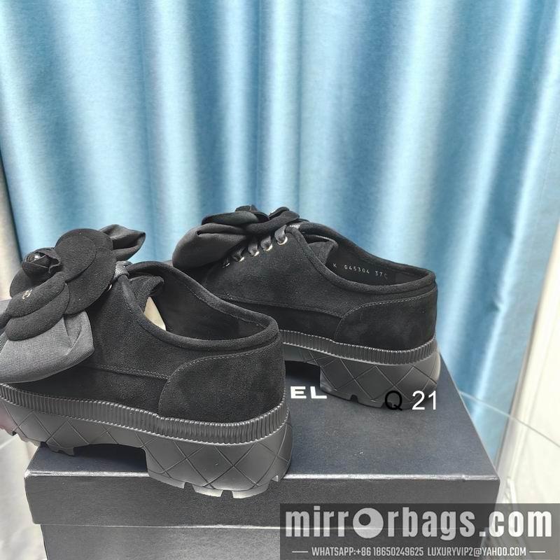 Chanel Shoes colour sz35-40 YS0101