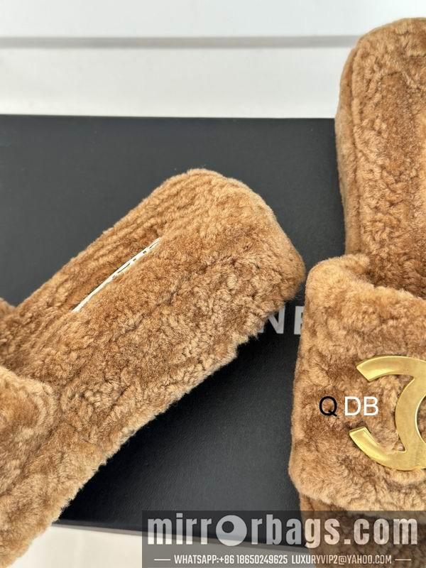 Chanel Shoes sz35-40 4C LL1010