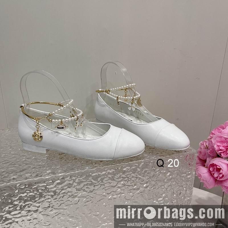 Chanel Shoes sz35-40 2C XX1201