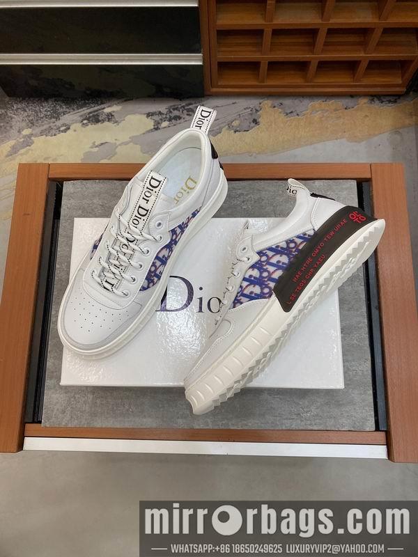 Dior Shoes mnm0110