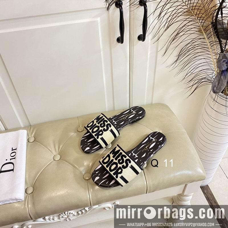 Dior Shoes sz35-40 Y0801