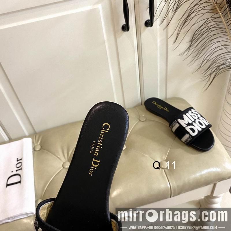 Dior Shoes sz35-40 Y0801
