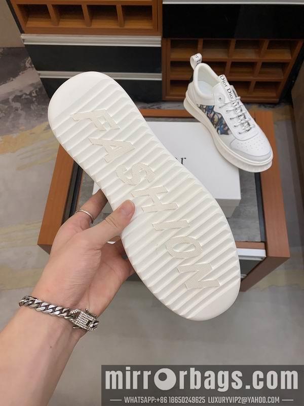 Dior Shoes mnm0110
