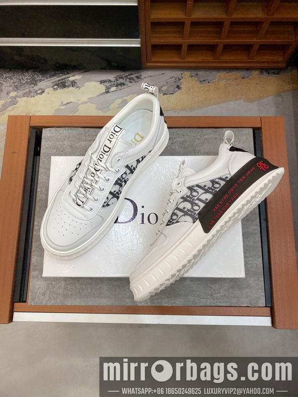 Dior Shoes mnm0110