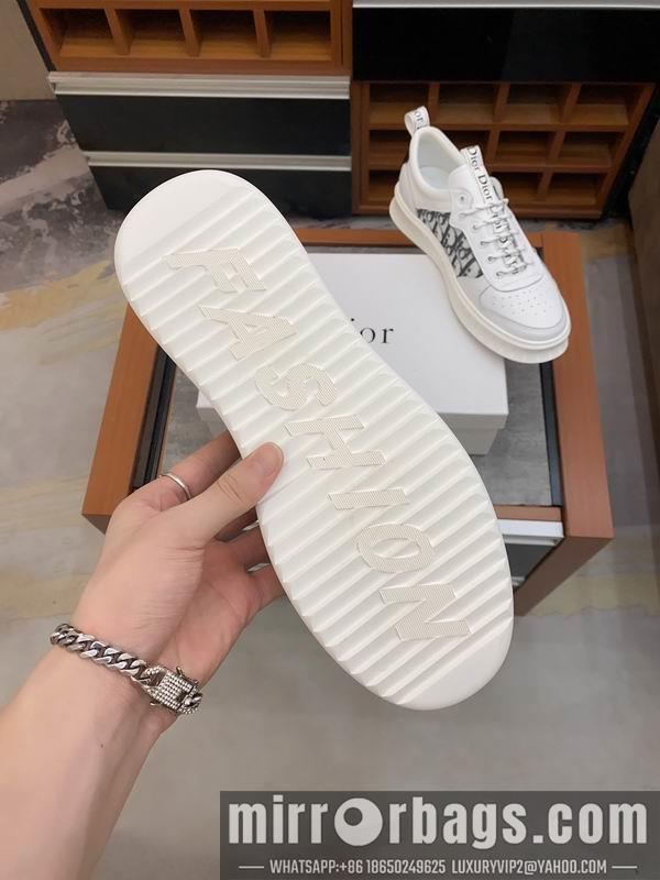 Dior Shoes mnm0110