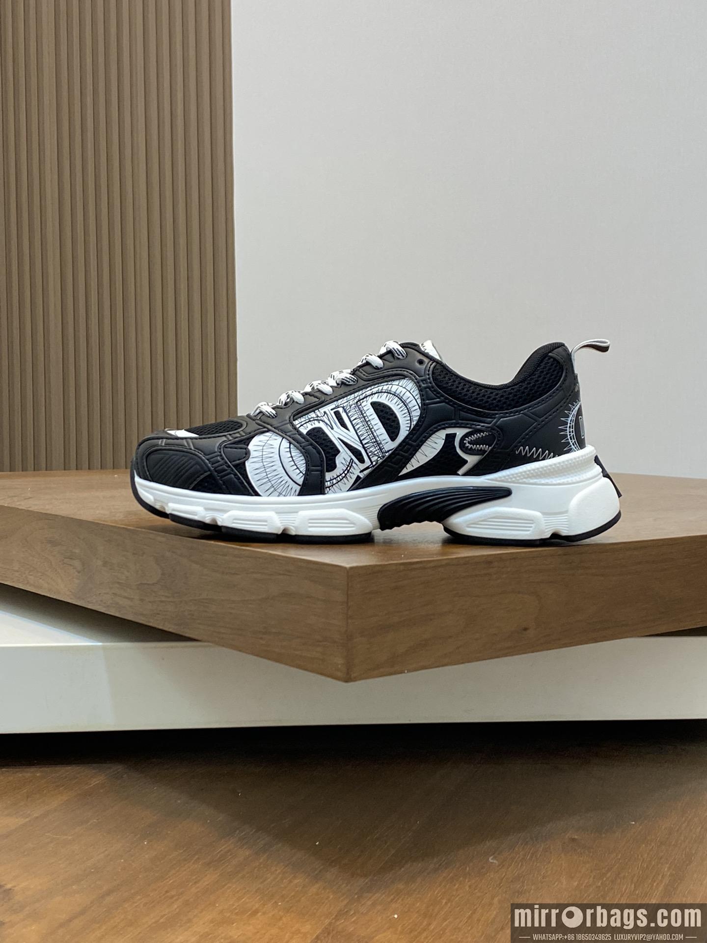 Dior Shoes sz39-45 h1008