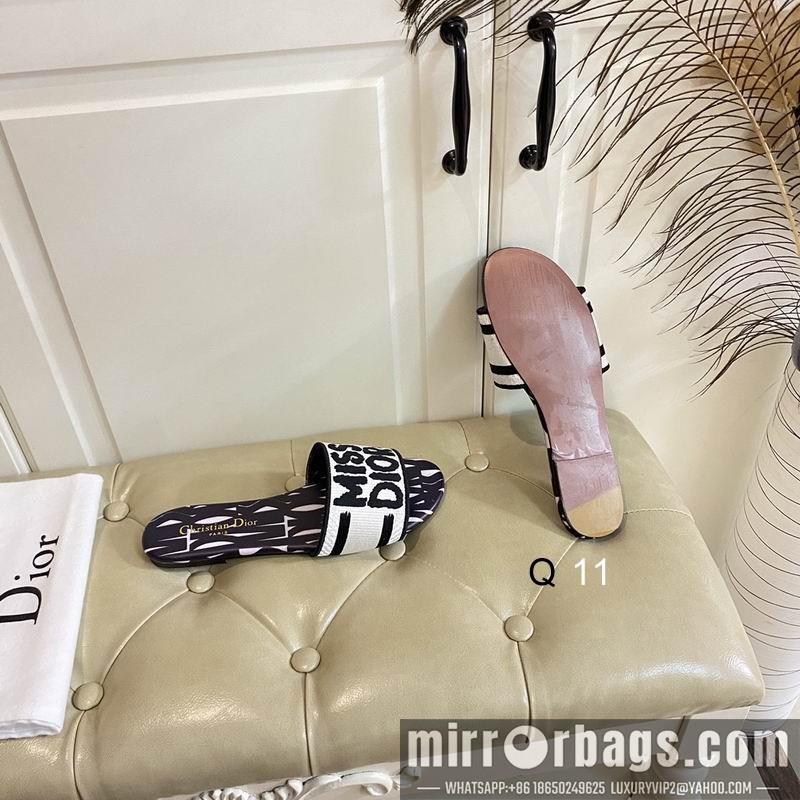 Dior Shoes sz35-40 Y0801