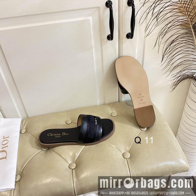 Dior Shoes sz35-40 Y0301