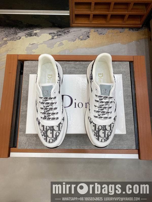 Dior Shoes mnm0109