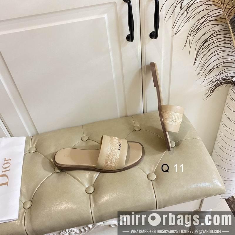 Dior Shoes sz35-40 Y0301