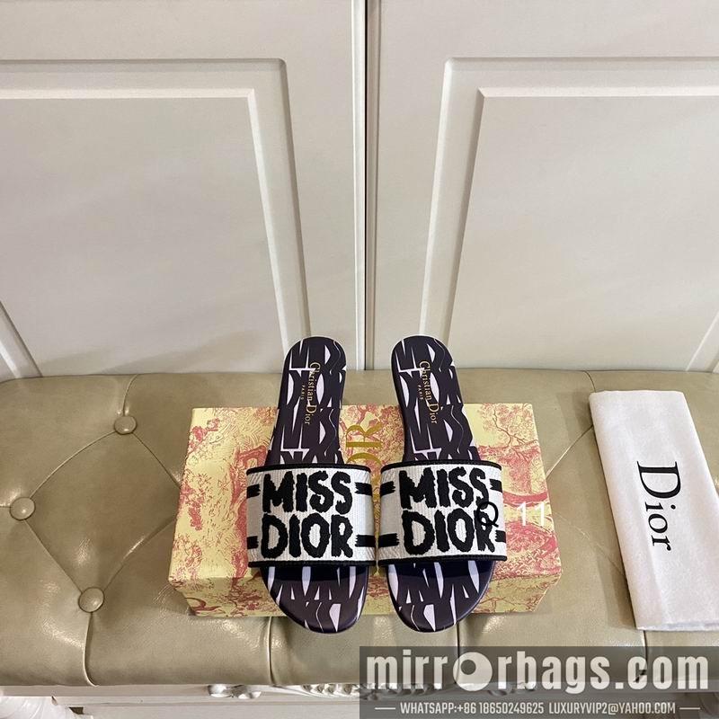 Dior Shoes sz35-40 Y0801