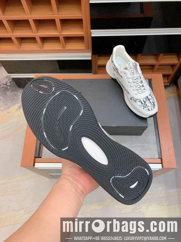 Dior Shoes mnm0108