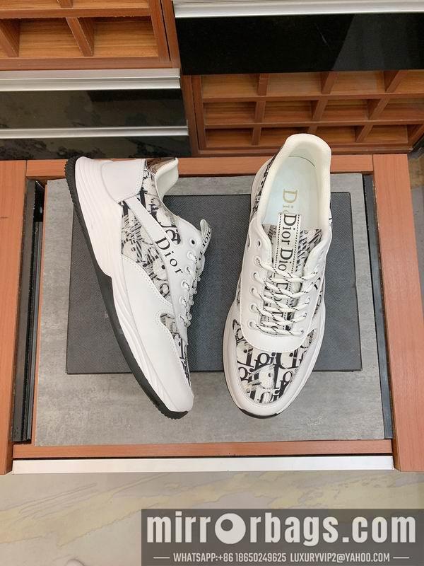 Dior Shoes mnm0108