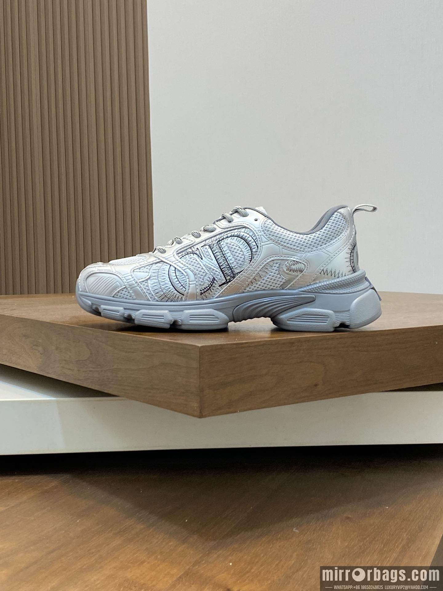 Dior Shoes sz39-45 h1008
