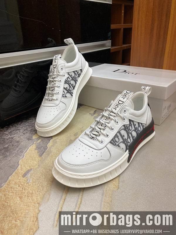 Dior Shoes mnm0110